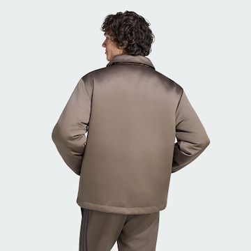 ADIDAS ORIGINALS Přechodná bunda – hnědá
