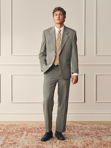 Regular Pantaloni cutați de la Next pe bej