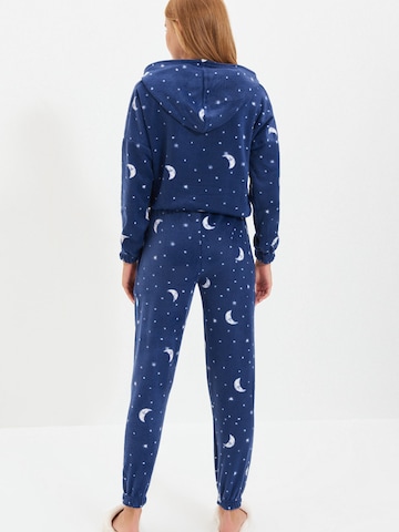 Trendyol Pyjama in Blauw