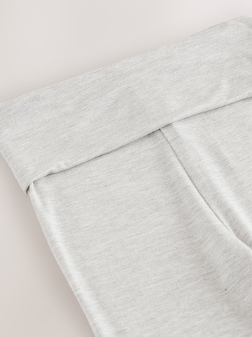 évasé Pantalon Next en gris
