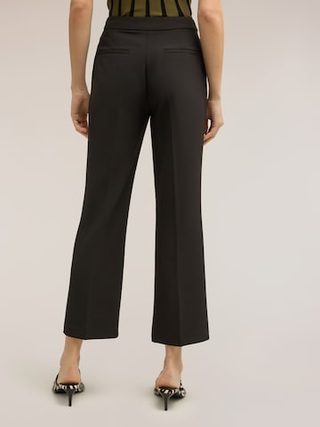 regular Pantaloni di MOTIVI in nero
