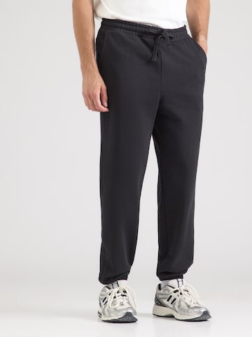 ALPHA INDUSTRIES Zwężany krój Spodnie w kolorze czarny: przód