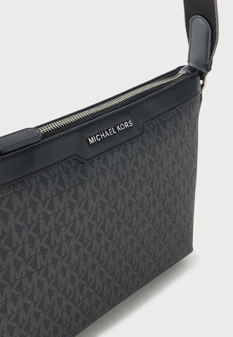 Michael Kors Taška cez rameno - Čierna