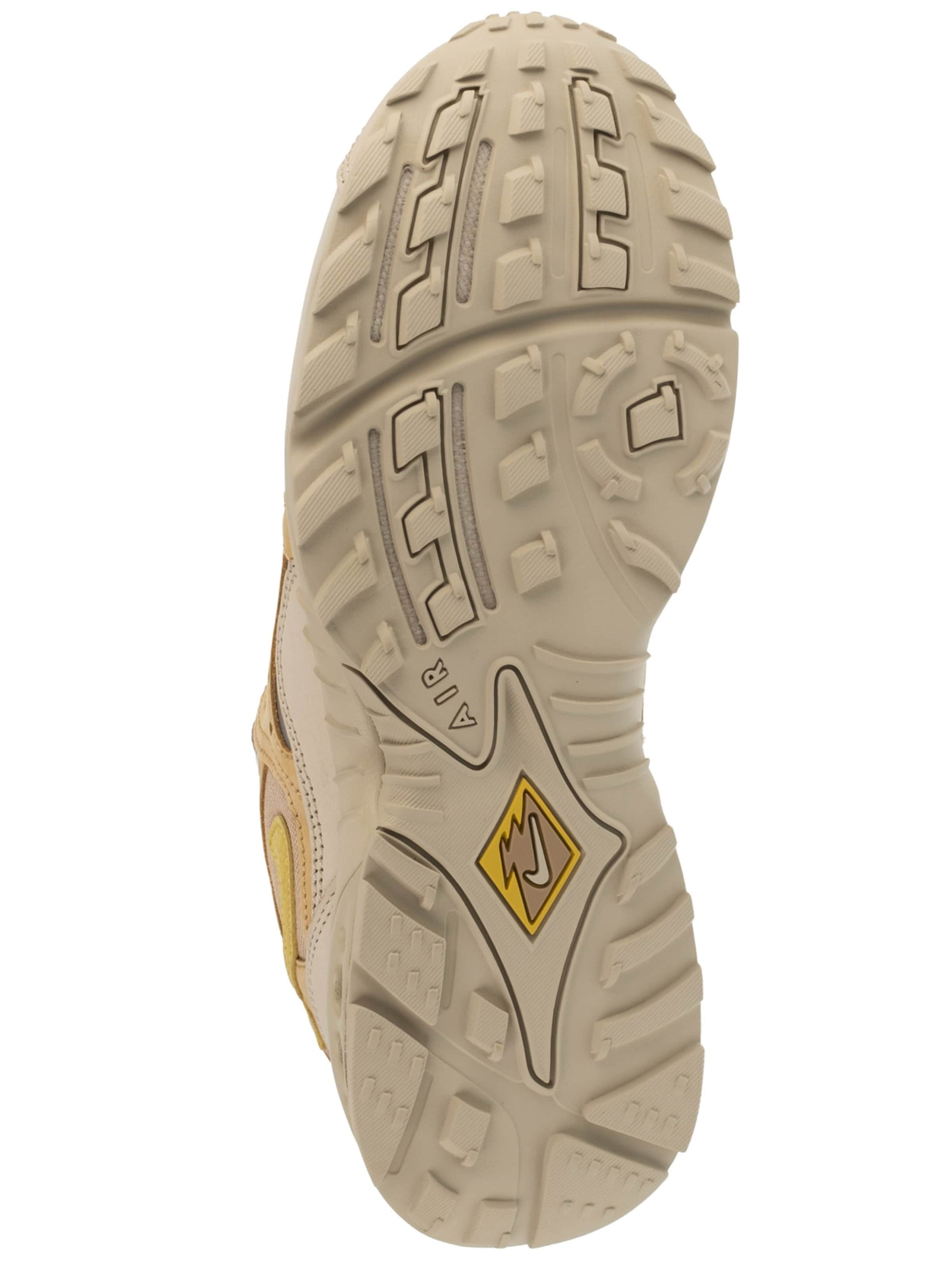 NIKE Sneakers 'Nike Air Terra Humara SP' in Beige