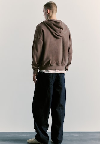 Pull&Bear Mikina – hnědá