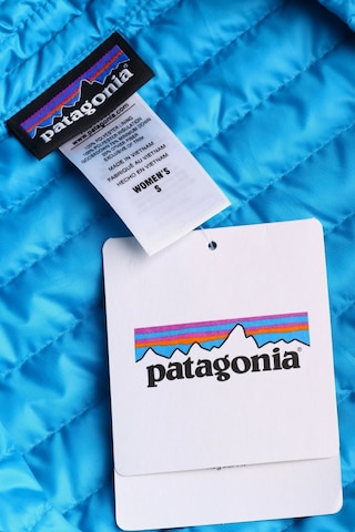 PATAGONIA Jacket & Coat in S in Blue