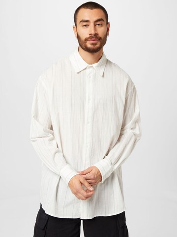 WEEKDAY Comfort fit Button Up Shirt in White: front