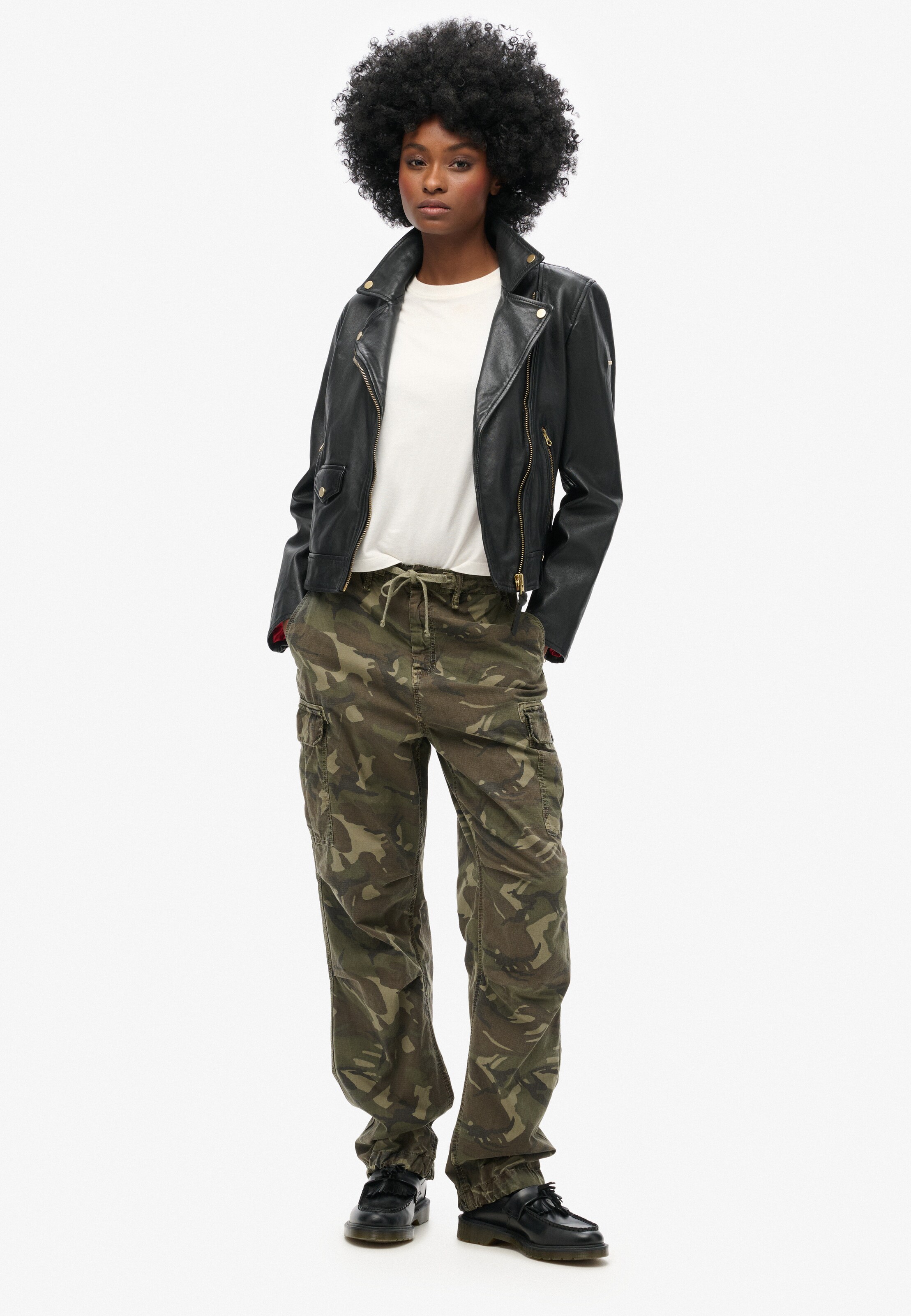 Superdry Loose fit Cargo Pants 'Para' in Green