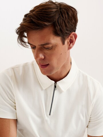 Maglietta 'ZARKES' di Ted Baker in bianco