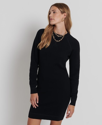 Superdry Gebreide jurk 'Essential' in Zwart: voorkant