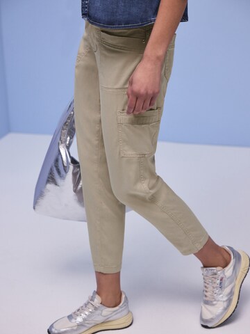 Effilé Pantalon cargo 'Bonny' STREET ONE en beige