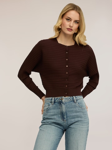 Cardigan MOTIVI en marron