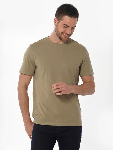 Organication T-Shirt in Grün: Vorderseite