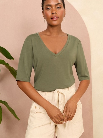 Maglietta di love & roses in verde