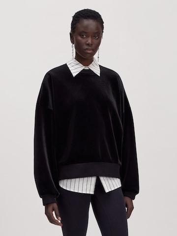 EDITED Mikina 'Emielia' – černá: přední strana