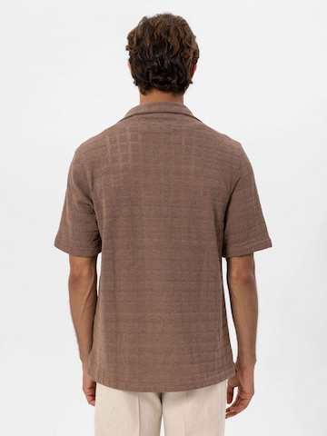 Antioch - Regular Fit Camisa em castanho