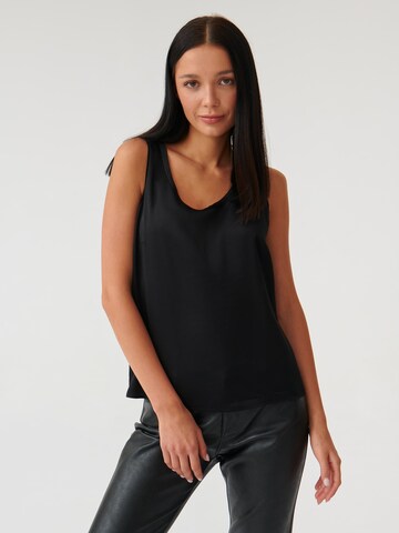 TATUUM - Blusa 'BIRMA' en negro: frente