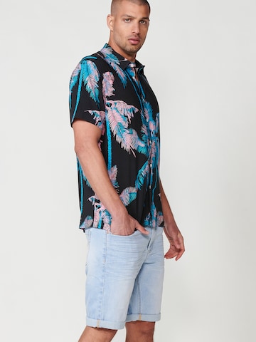 KOROSHI - Ajuste regular Camisa en negro