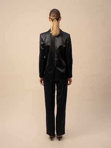 Anse Victorin Blazer 'Claire' in Black