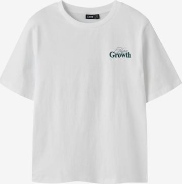 LMTD Shirt in Wit: voorkant