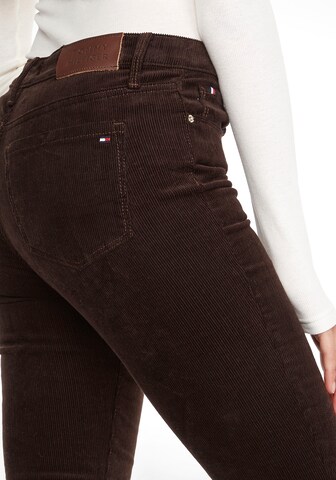 Skinny Pantalon 'Como' TOMMY HILFIGER en marron