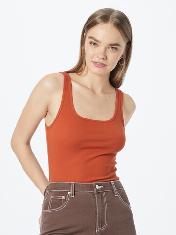 Top di GAP in arancione: frontale