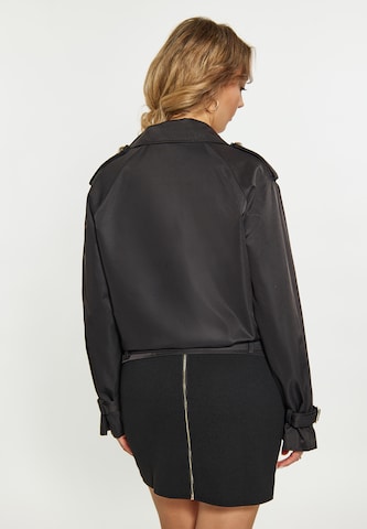 faina Between-Season Jacket in Black