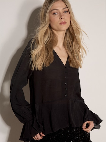 Chemisier ' ' Apricot en noir
