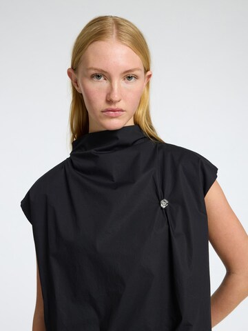 SELECTED Top in Zwart