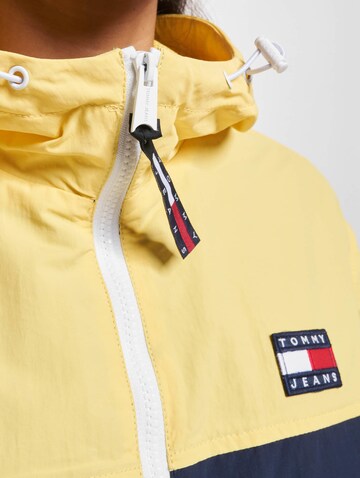Tommy Jeans Jacke 'Chicago' in Gelb