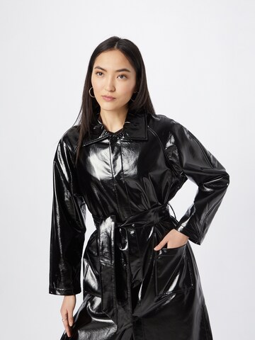 NORR Between-seasons coat in Black