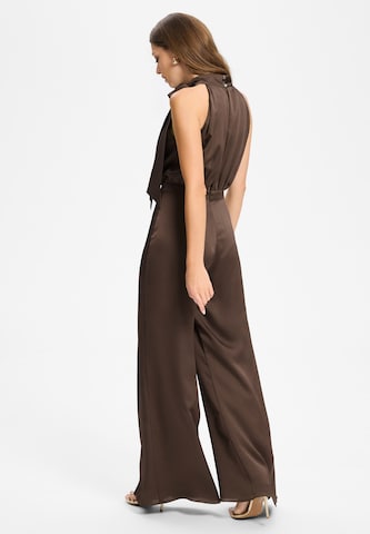 SWING Jumpsuit in Brown