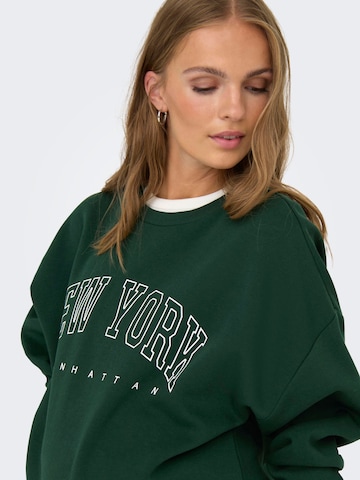 Sweat-shirt 'OLMSweat' Only Maternity en vert