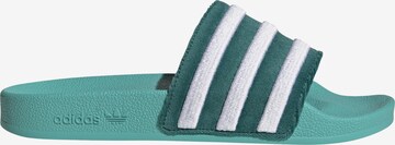 Saboți de la ADIDAS ORIGINALS pe verde