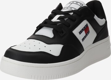 Tommy Jeans Sneakers 'Essential Retro' in Black: front