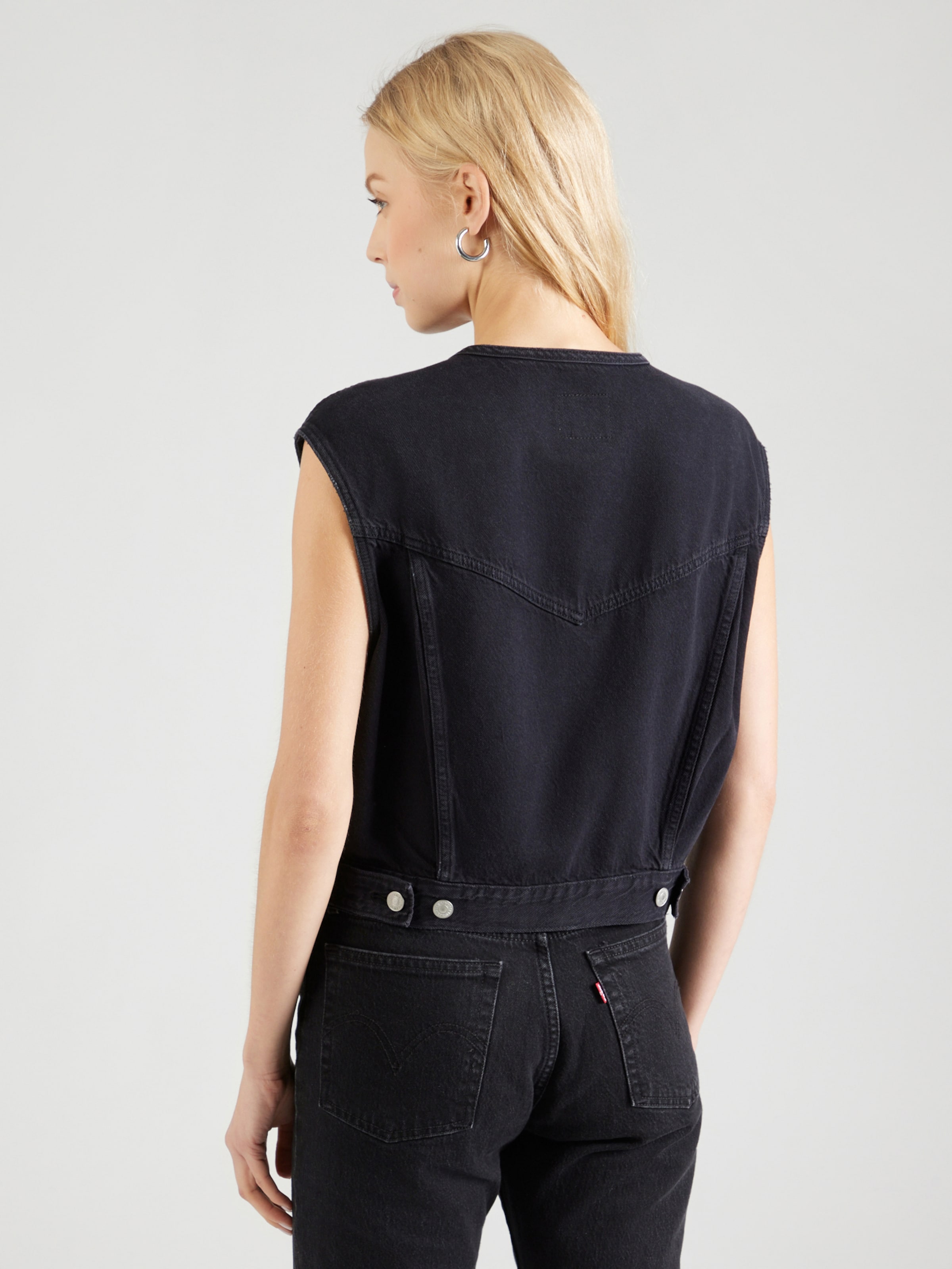 LEVI'S ® Vest 'Collarless Shrunken '90s Trucker Vest' in Black