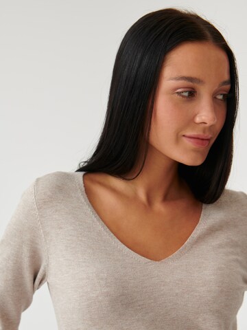 Pull-over TATUUM en beige