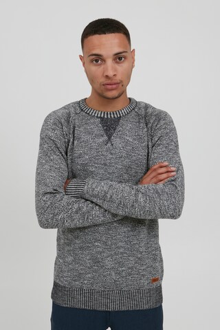 !Solid Sweater 'Thian' in Grey: front