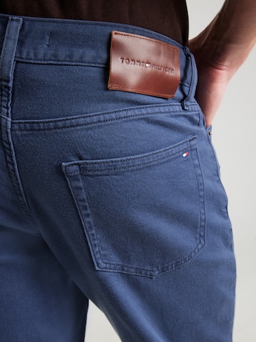 TOMMY HILFIGER regular Jeans 'MERCER' i blå