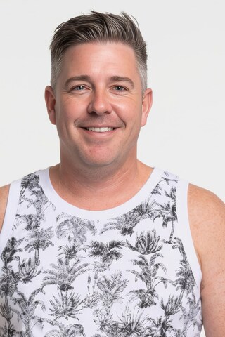 Men Plus Shirt in White