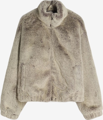 Bershka Talvitakki värissä harmaa: etupuoli