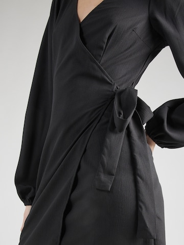 VILA Koktejlové šaty 'SARAH' – černá