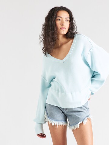 ABOUT YOU x Kamila Šikl Sweater 'Mila' in Blue: front