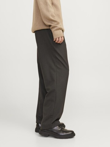 Loosefit Pantalon à plis JACK & JONES en marron