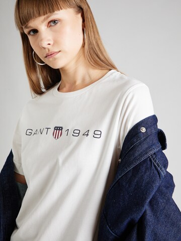 GANT - Camiseta en blanco