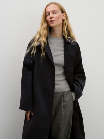 ABOUT YOU x Marie von Behrens Between-seasons coat in Blue: front