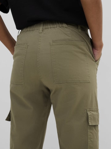 bonprix Tapered Hose in Grün