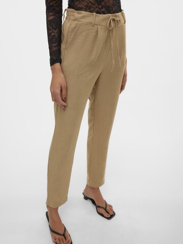 Effilé Pantalon à pince 'VMMeloney' VERO MODA en beige