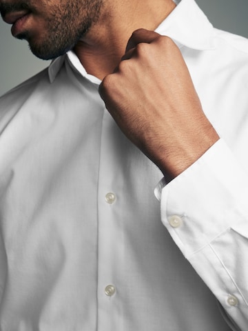 Coupe regular Chemise Next en blanc