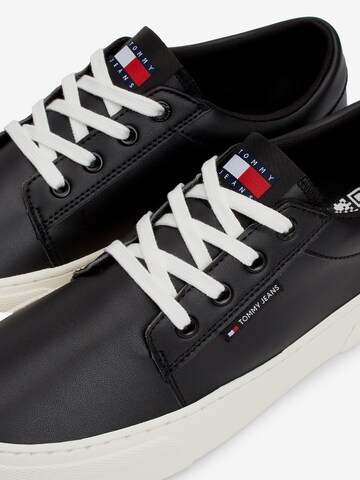 Tommy Jeans Sneakers 'Essential Derby' in Black